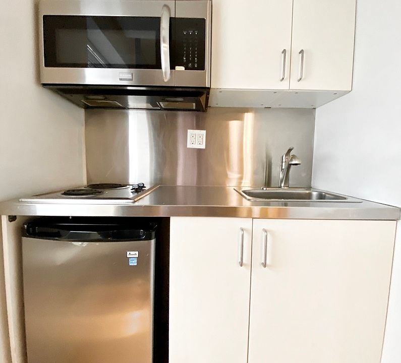 2nd image of 340 Amsterdam Ave #307