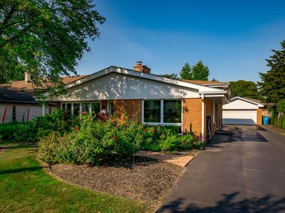 128 S Linden Ave, Elmhurst, IL, 60126