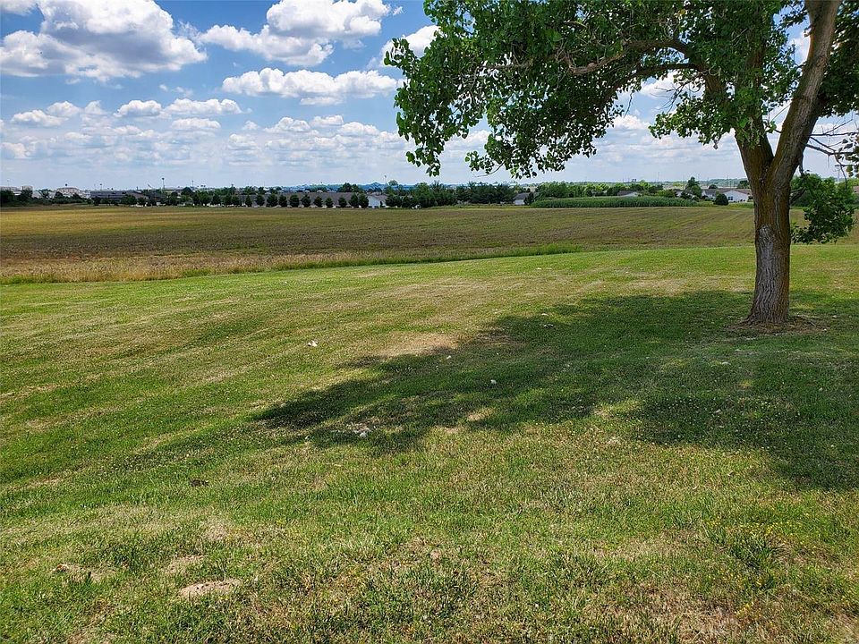 1st image of 10998 Skyline Dr