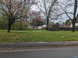 College St, Hartselle, AL 35640
