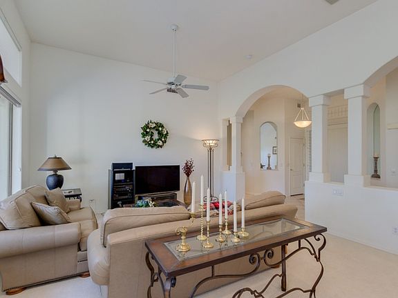 3rd image of 1900 W Rockrose Way