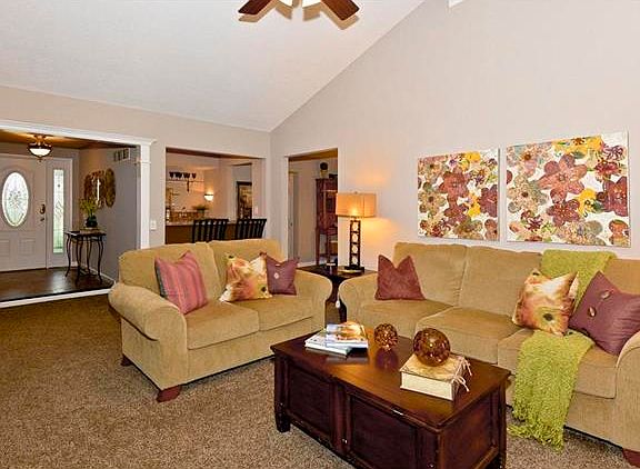 4th image of 5227 Cathedral Dr