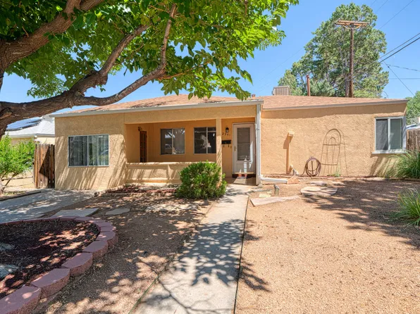 2941 Santa Cruz Ave SE, Albuquerque, NM 87106