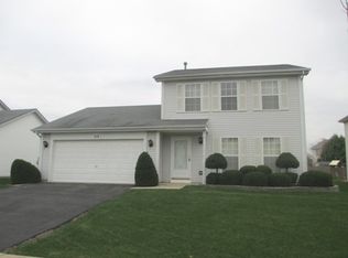 113 Sycamore Ave, Streamwood, IL 60107