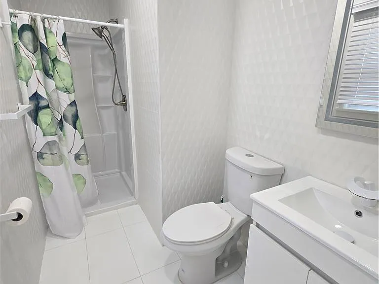 965 Hill Dr — Photo 13