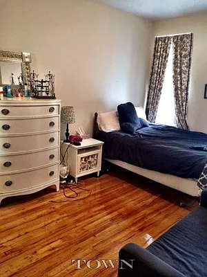 Rented by Town Residential | media 44