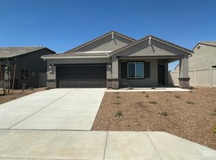 8009 Blueberry Ave, Bakersfield, CA 93313