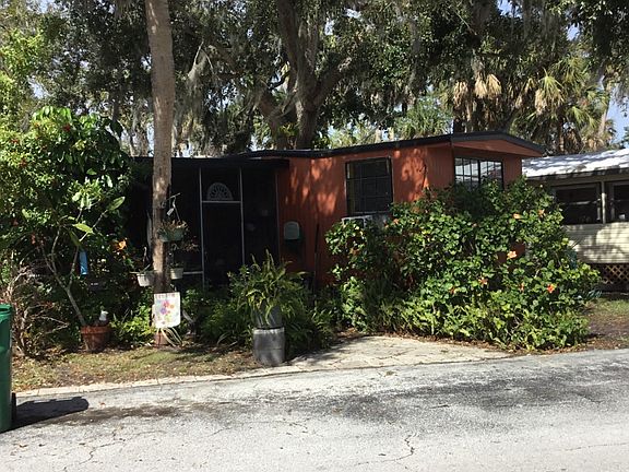 4th image of 332 Matthew Cir