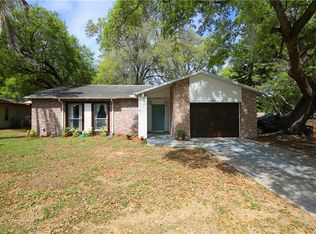 610 King Louis Ct, Seffner, FL 33584