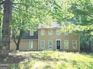 120 Marilyn Ct, Fayetteville, GA 30214
