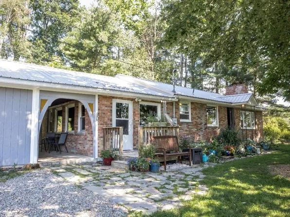 1341 Jewett Hill Rd, Apalachin, NY 13732