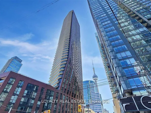 99 John St, Toronto, ON