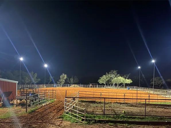 223 County Road 303, Bertram, TX 78605