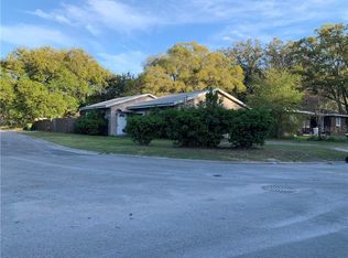 924 Nebraska St, Leesburg, FL 34748