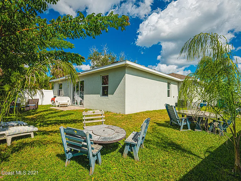 1175 S Courtenay Pkwy — Photo 9