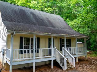 419 Bayberry Cove Rd, Sylva, NC 28779