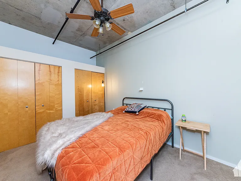 6 S Laflin St #818 — Photo 11