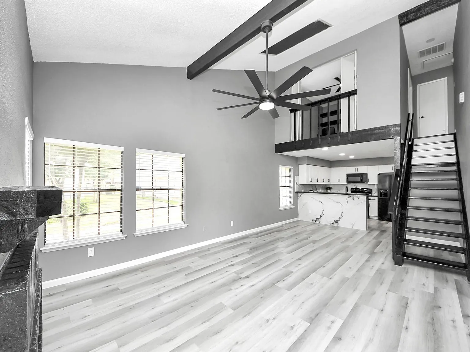 3 bed, 2.0 bath, 1320 sqft, $1,700 — Photo 3
