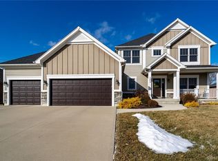 1209 Red Maple Dr, Troy, OH 45373