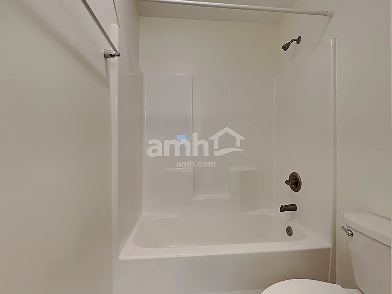 523 Lateleaf Dr — Photo 17