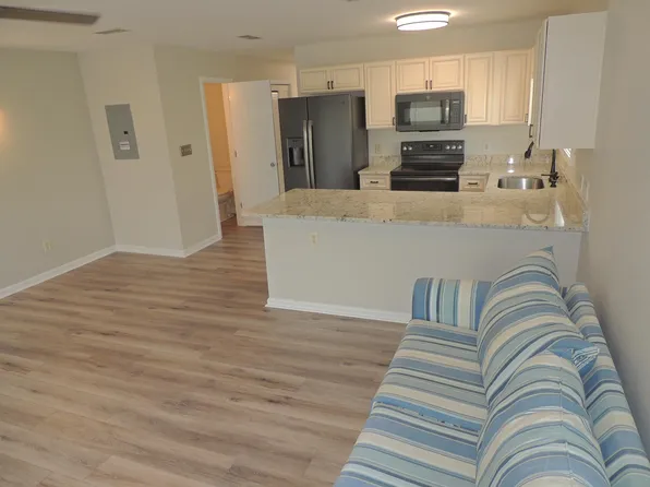 925 Fairwood Lakes Ln #25-A, Myrtle Beach, SC 29588