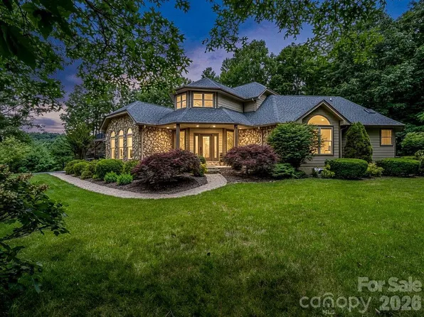131 Arcadia Falls Way, Black Mountain, NC 28711