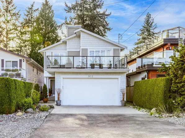933 Maple St, White Rock, BC V4B 4M4