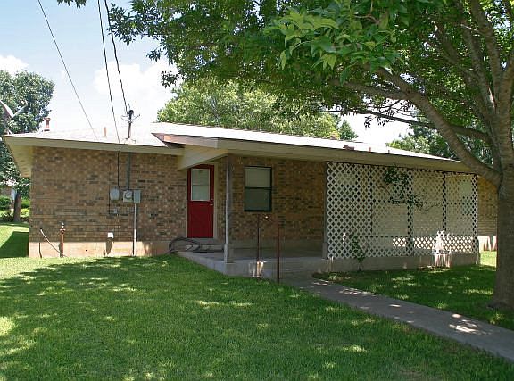2nd image of 1014 Avenue C