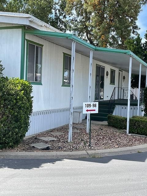 1st image of 2706 W Ashlan Ave