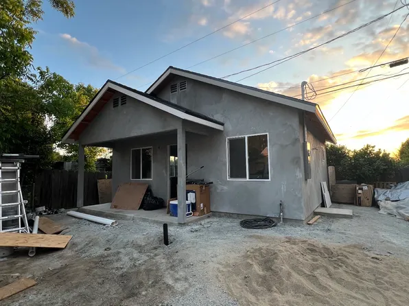 93 S Villa St #B, Porterville, CA 93257