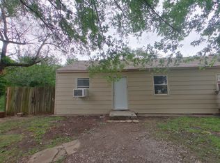 2438 S Holyoke Ln, Wichita, KS 67210