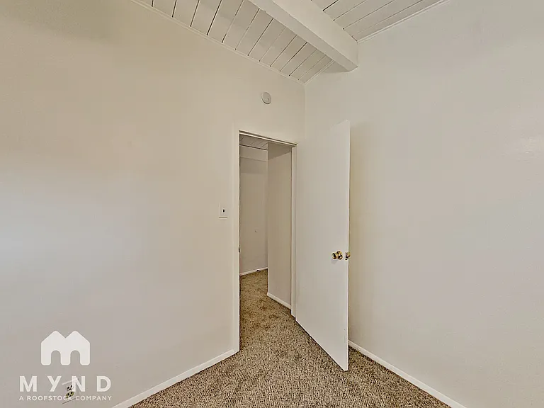 942 Curti Dr — Photo 8