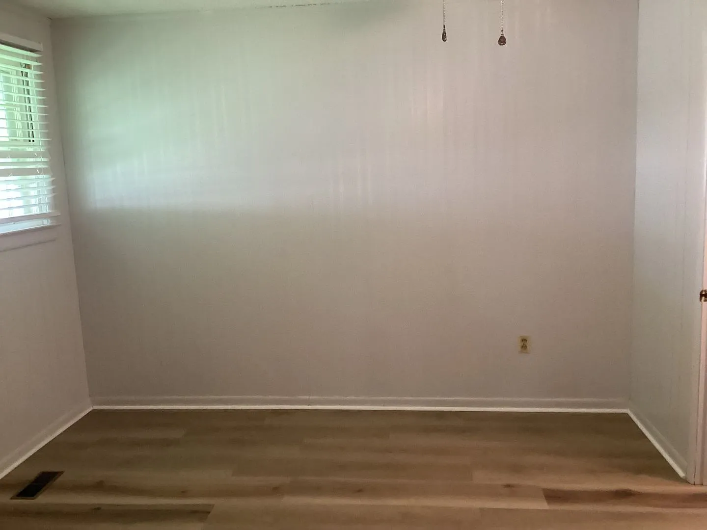 702 Ansley st — Photo 4