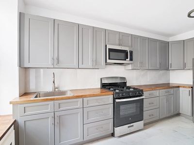 631 Academy St APT 5A, New York, NY, 10034
