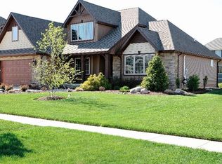 1357 Venetian Bay Dr, Valparaiso, IN 46385