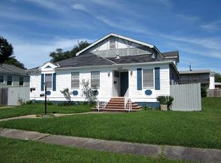 5519 Cameron Blvd, New Orleans, LA 70122