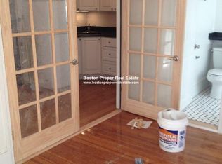 64 Hemenway St #17Q, Boston, MA 02115