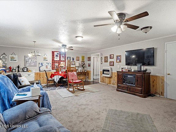 5th image of 75 Terrys Chapel Rd