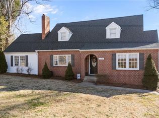 254 Hillcrest Dr, Elkin, NC 28621