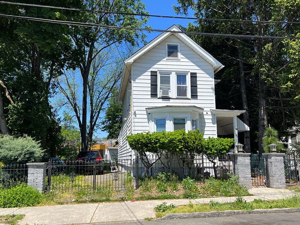 1st image of 37 43rd St