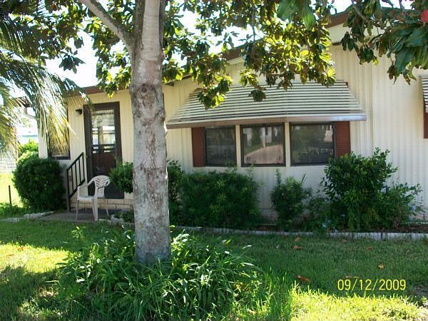Home for Sale in Leesburg, FL $25,000