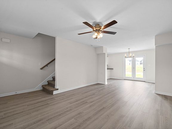 4th image of 267 Quarry Overlook Way