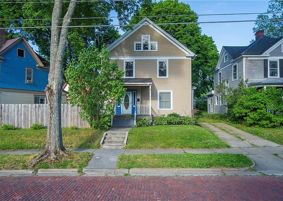 1st image of 519 Winsor St