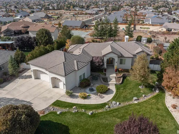 8755 Eaglenest Rd, Sparks, NV 89436