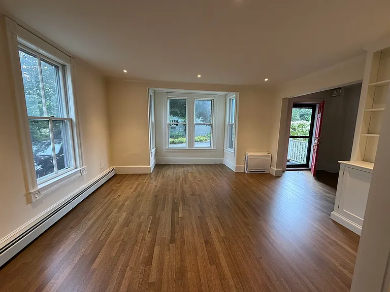 15 Gill St — Photo 18