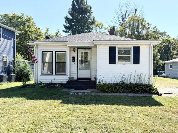 1122 Prickett Ave, Edwardsville, IL 62025