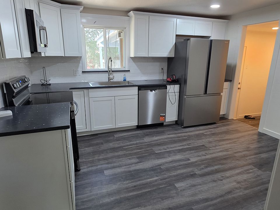 1st image of 1208 W Steven Ln
