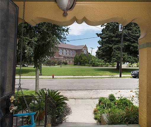 2nd image of 521 Bermuda St