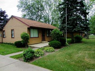 4601 Miller Rd, Niagara Falls, NY 14304