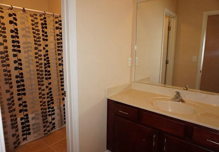 1368 Island Town Dr — Photo 10